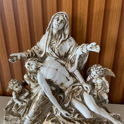 IMAGEM DE RESINA NACIONAL NOSSA SENHORA PIETÁ 17CM (1 UNIDADE)