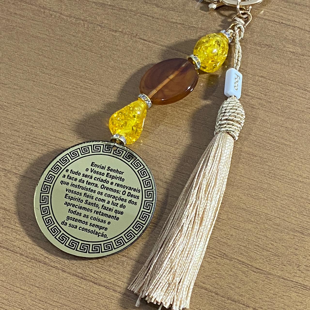 CHAVEIRO DE PEDRARIAS DIVINO ESPÍRITO SANTO EM ACRÍLICO (1 UNIDADE)