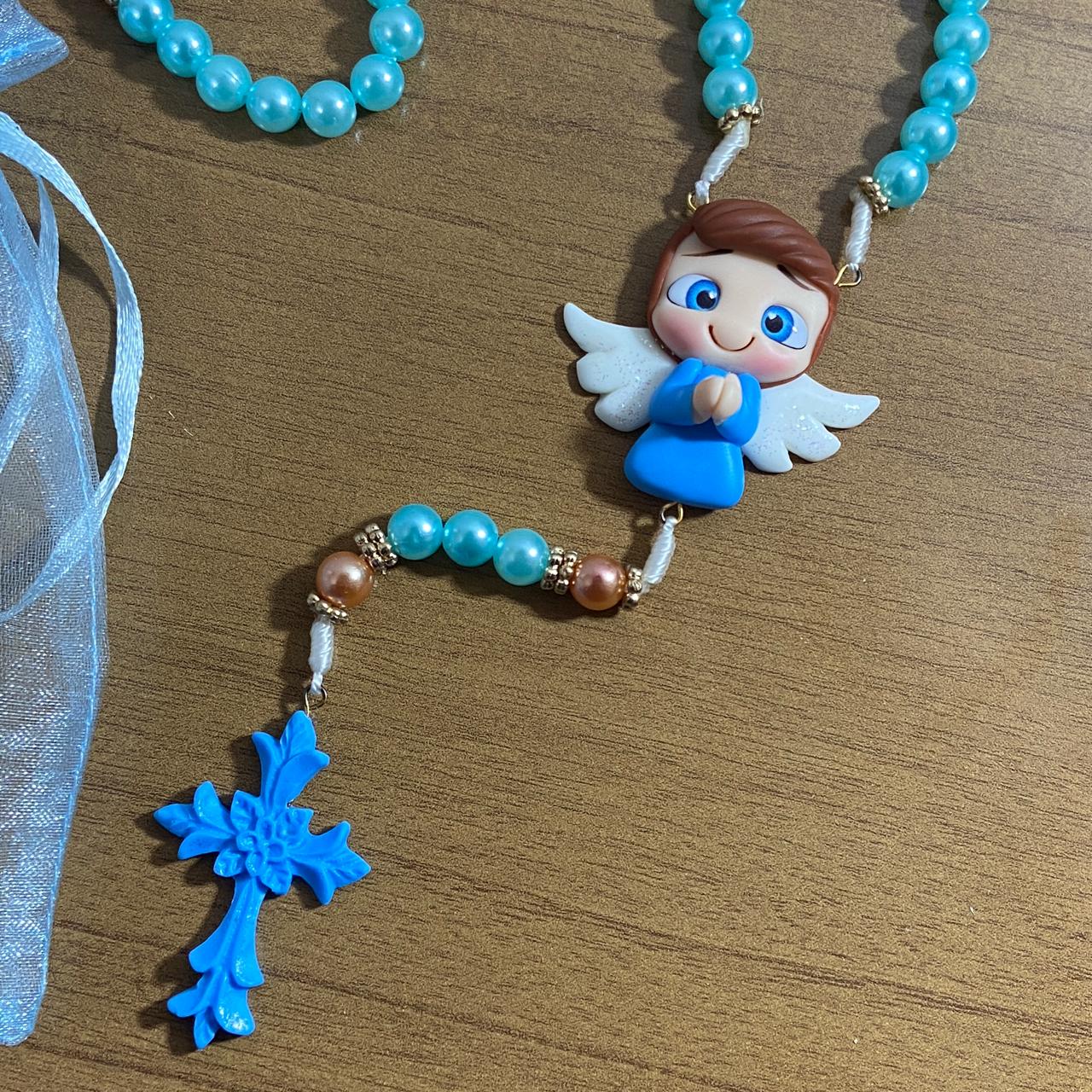 TERÇO PÉROLA AZUL ANJINHO AZUL DE BISCUIT (1 UNIDADE)