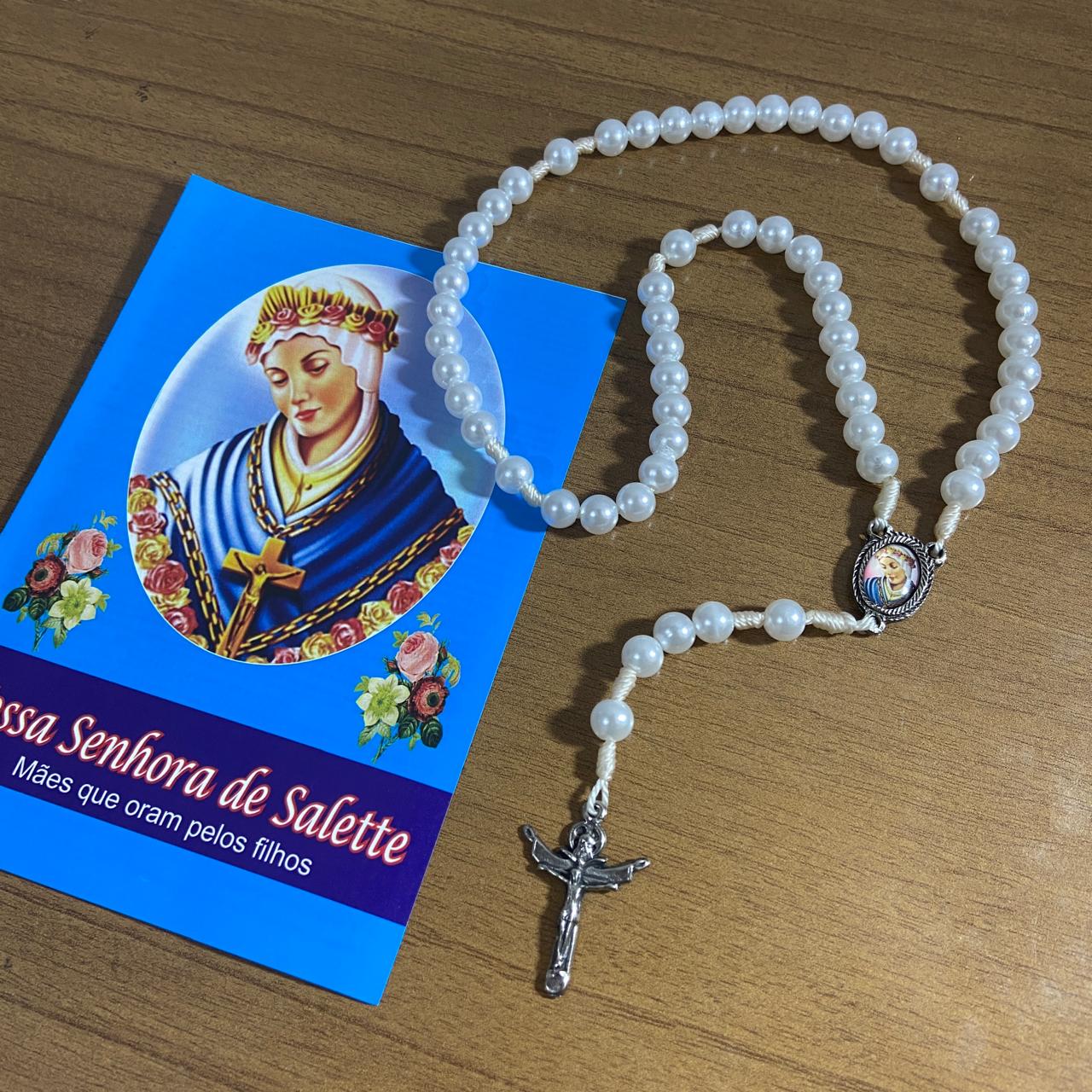 TERÇO PÉROLA NOSSA SENHORA DE SALETTE 8MM (1 UNIDADE)
