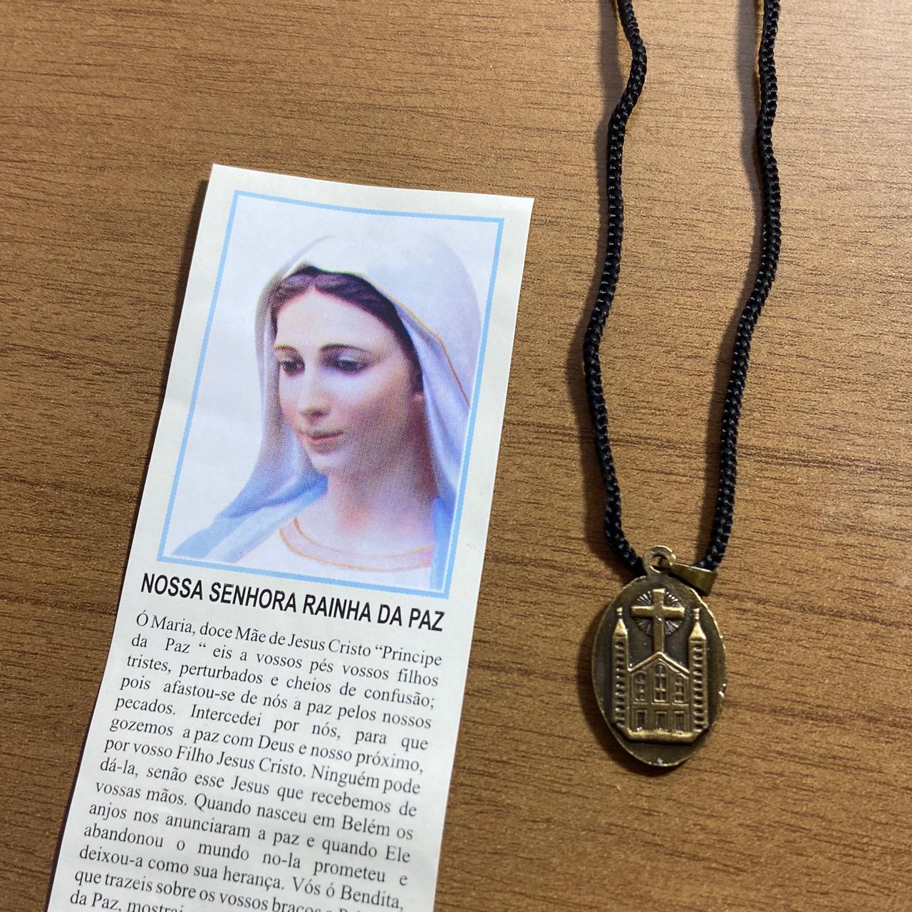 CORDÃO COM MEDALHA OURO VELHO RAINHA DA PAZ  (1 UNIDADES)