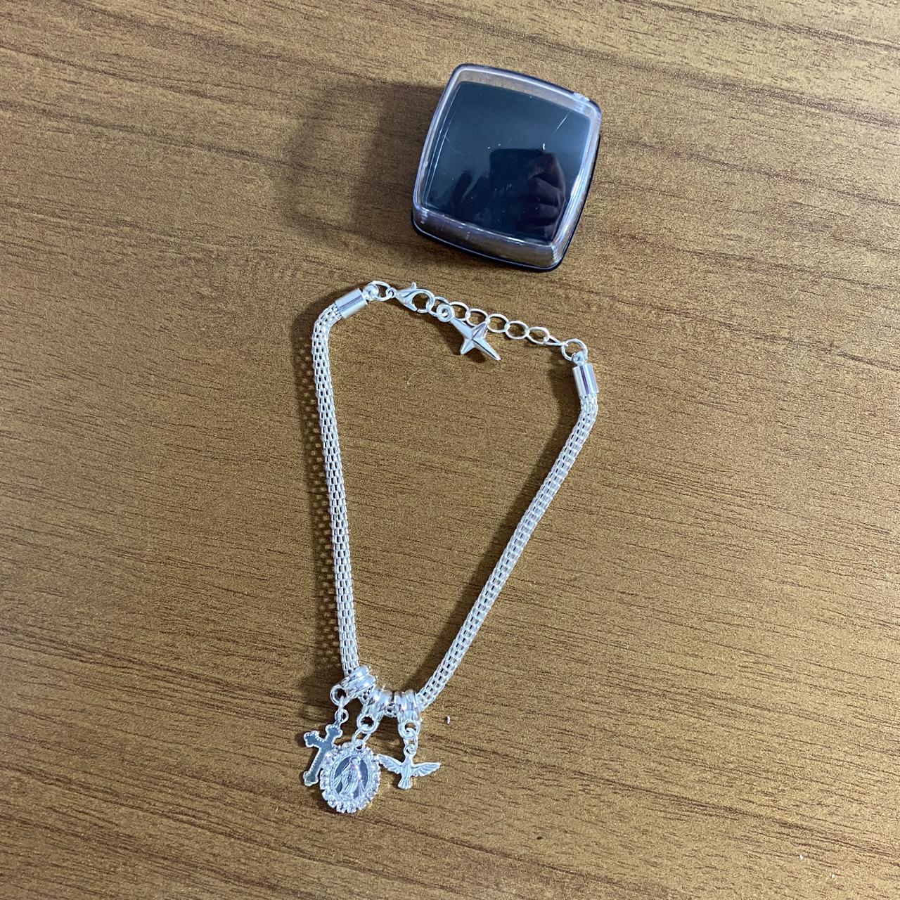 PULSEIRA PRATEADA NOSSA SENHORA DAS GRAÇAS COM STRASS (6 UNIDADES)