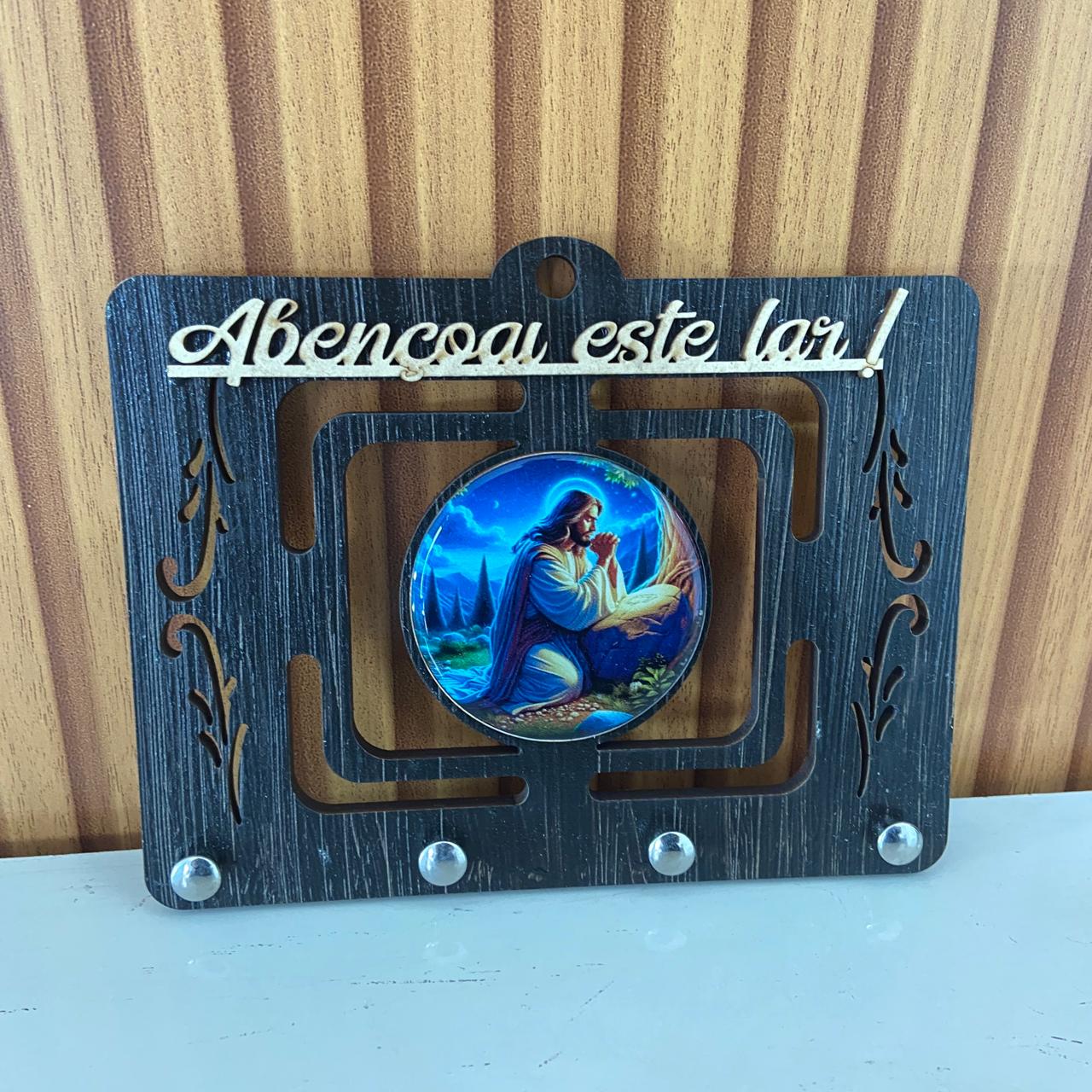 PORTA CHAVE VAZADO RESINADO JESUS NO HORTO DAS OLIVEIRAS 14CM (1 UNIDADE)