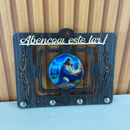 PORTA CHAVE VAZADO RESINADO JESUS NO HORTO DAS OLIVEIRAS 14CM (1 UNIDADE)