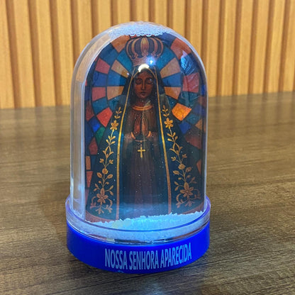 ENFEITE DE MESA GLOBO DE NEVE NOSSA SENHORA APARECIDA - MOD3 (1 UNIDADE)