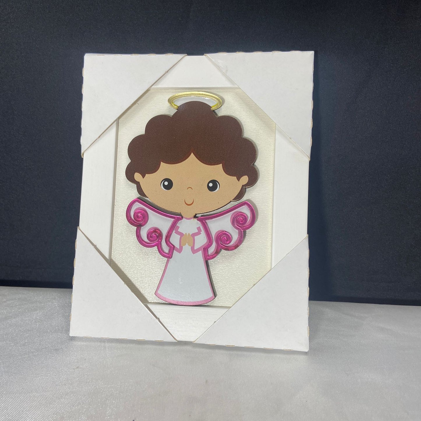 QUADRO MDF ANJO DA GUARDA ROSA INFANTIL COM ACRÍLICO 15,6CMX 12,6CM (1 UNIDADE)