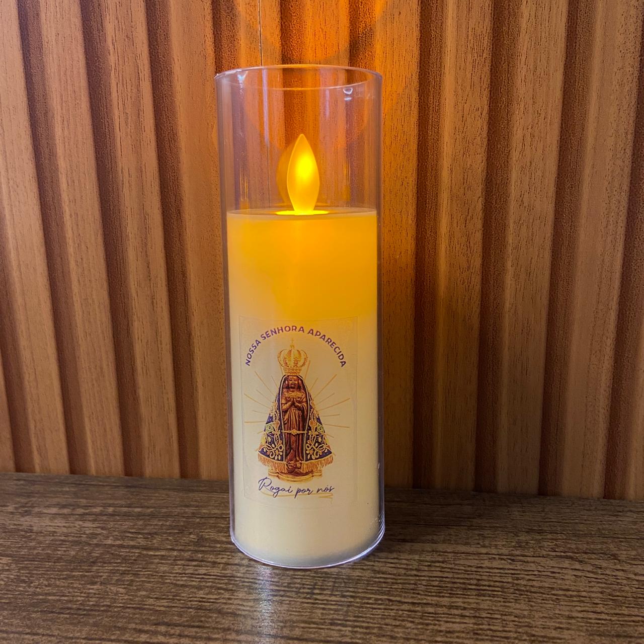 VELA ELETRÔNICA NO COPO DE ACRÍLICO NOSSA SENHORA APARECIDA 15CM (1 UNIDADE)