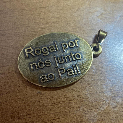 PINGENTE OURO VELHO RESINADO SANTA RITA  (6 UNIDADES)