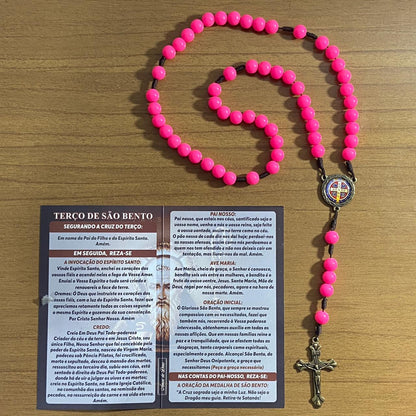 TERÇO PÉROLA ROSA CAMPISTA MEDALHA SÃO BENTO 10MM (1 UNIDADE)