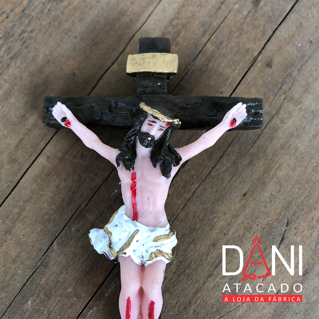 CRUCIFIXO DE RESINA NACIONAL 11CM (1 UNIDADE)