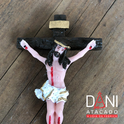 CRUCIFIXO DE RESINA NACIONAL 11CM (1 UNIDADE)