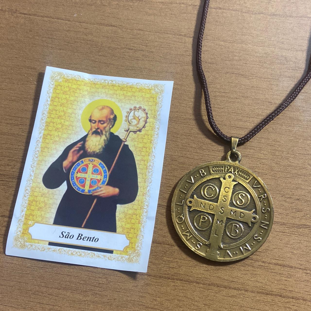 CORDÃO COM MEDALHA SÃO BENTO OURO VELHO  (1 UNIDADES)