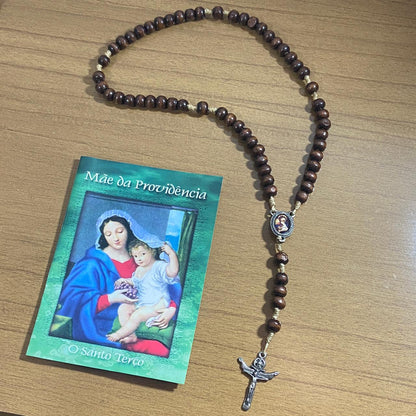 TERÇO DE MADEIRA MÃE DIVINA PROVIDÊNCIA 8MM (1 UNIDADE)