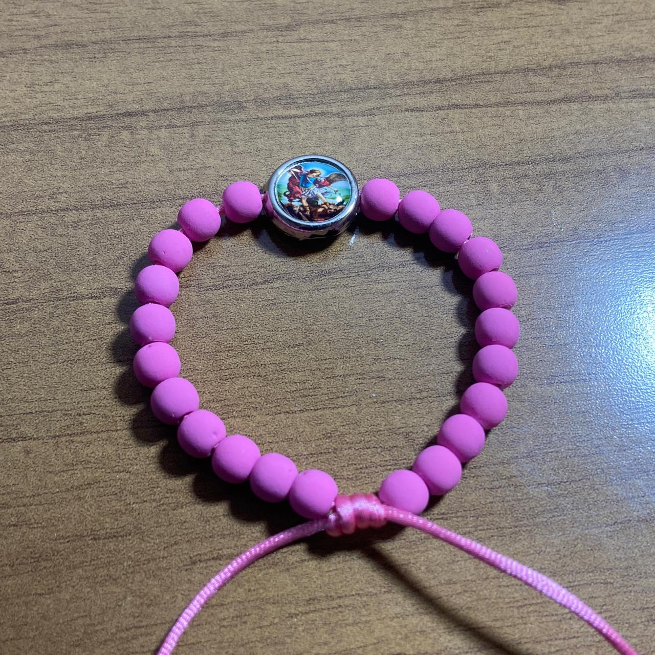 PULSEIRA EMBORRACHADA SÃO MIGUEL ARCANJO ROSA REGULÁVEL (6 UNIDADES)