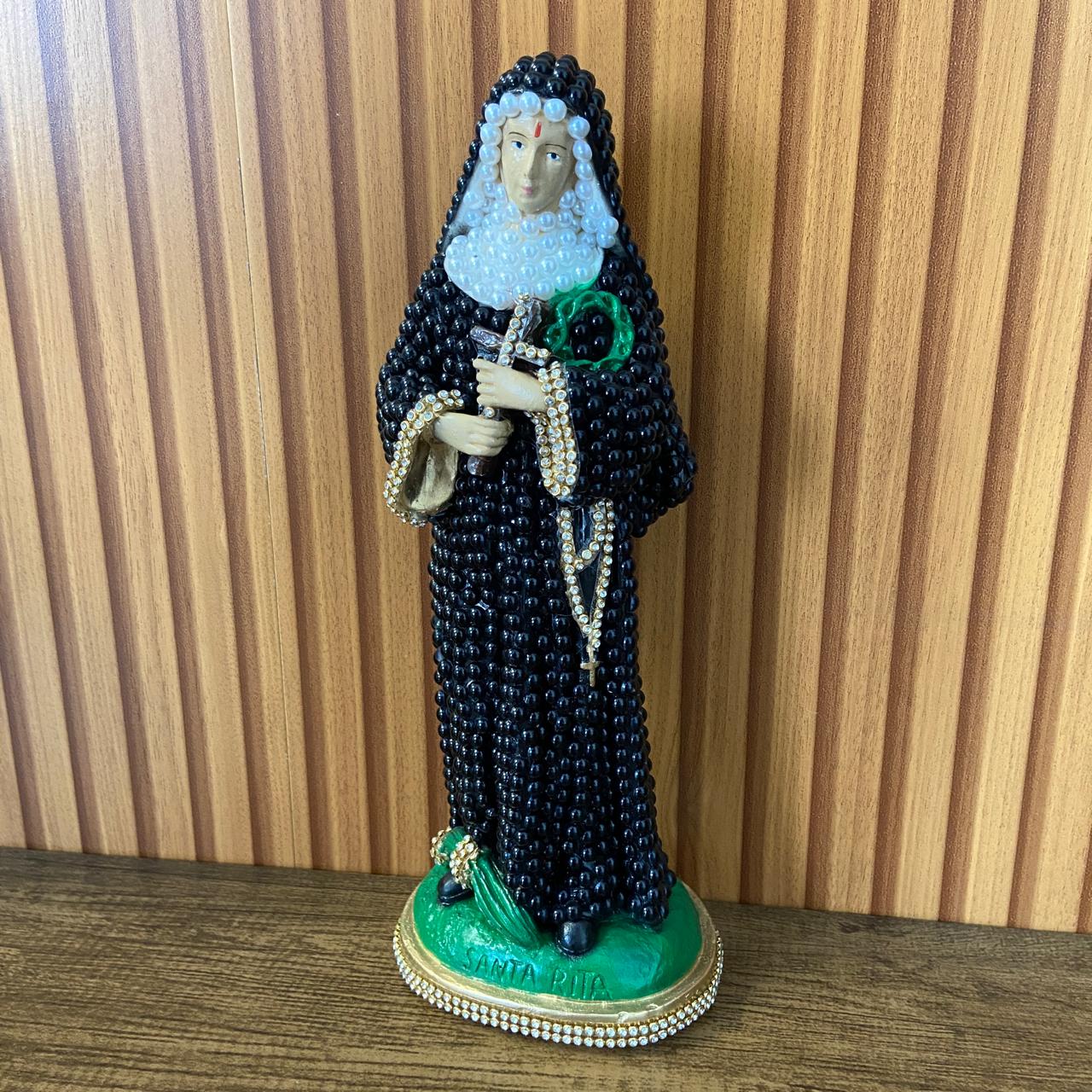 IMAGEM DE GESSO SANTA RITA PEROLADA COM STRASS 29CM (1 UNIDADE)