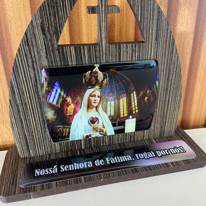 CAPELA MDF TABACO RESINADA NOSSA SENHORA DE FÁTIMA  15CM (1 UNIDADE)