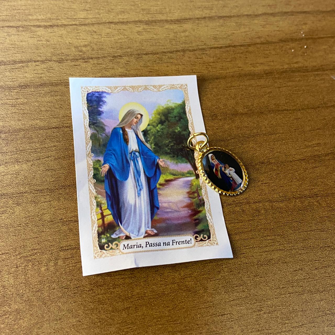 MEDALHA ALUMINIO MARIA PASSA A FRENTE (36 UNIDADES)