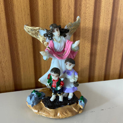 IMAGEM DE RESINA NACIONAL ANJO DA GUARDA ROSA COM CRIANÇA 08CM (1 UNIDADE)