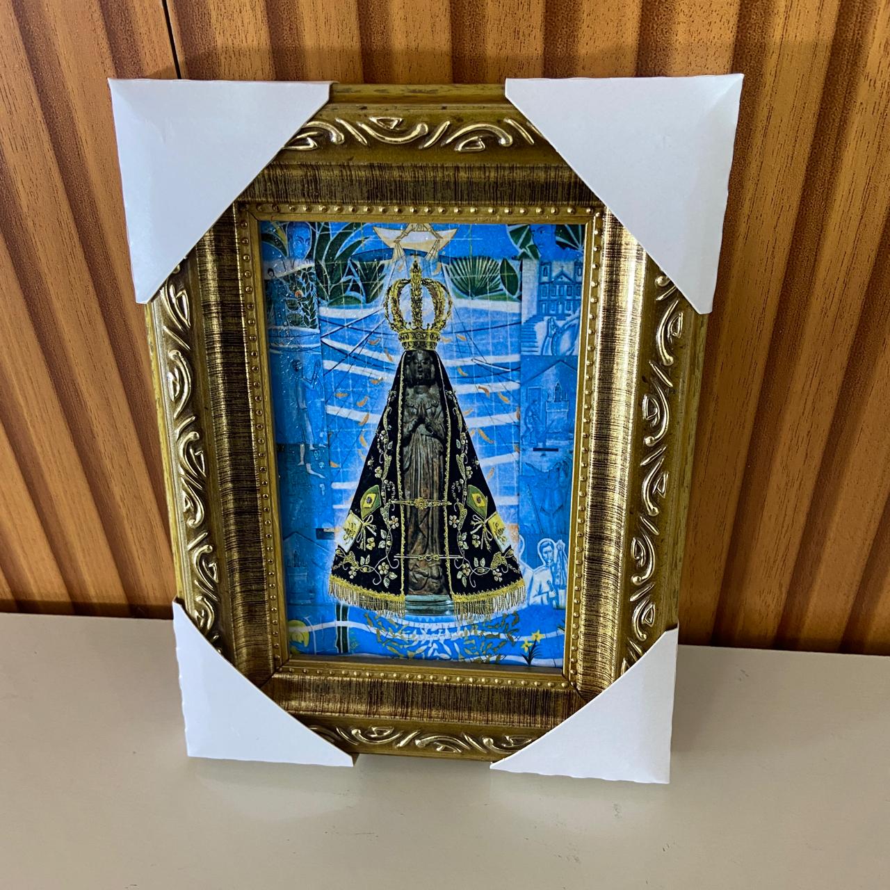 QUADRO COM MOLDURA RESINADO NOSSA SENHORA APARECIDA 20,5X15,5 (1 UNIDADE)