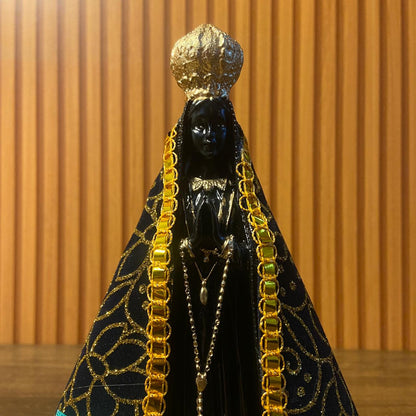 IMAGEM DE GESSO NOSSA SENHORA APARECIDA COM MANTO 22,5CM MOD2 (1 UNIDADE)