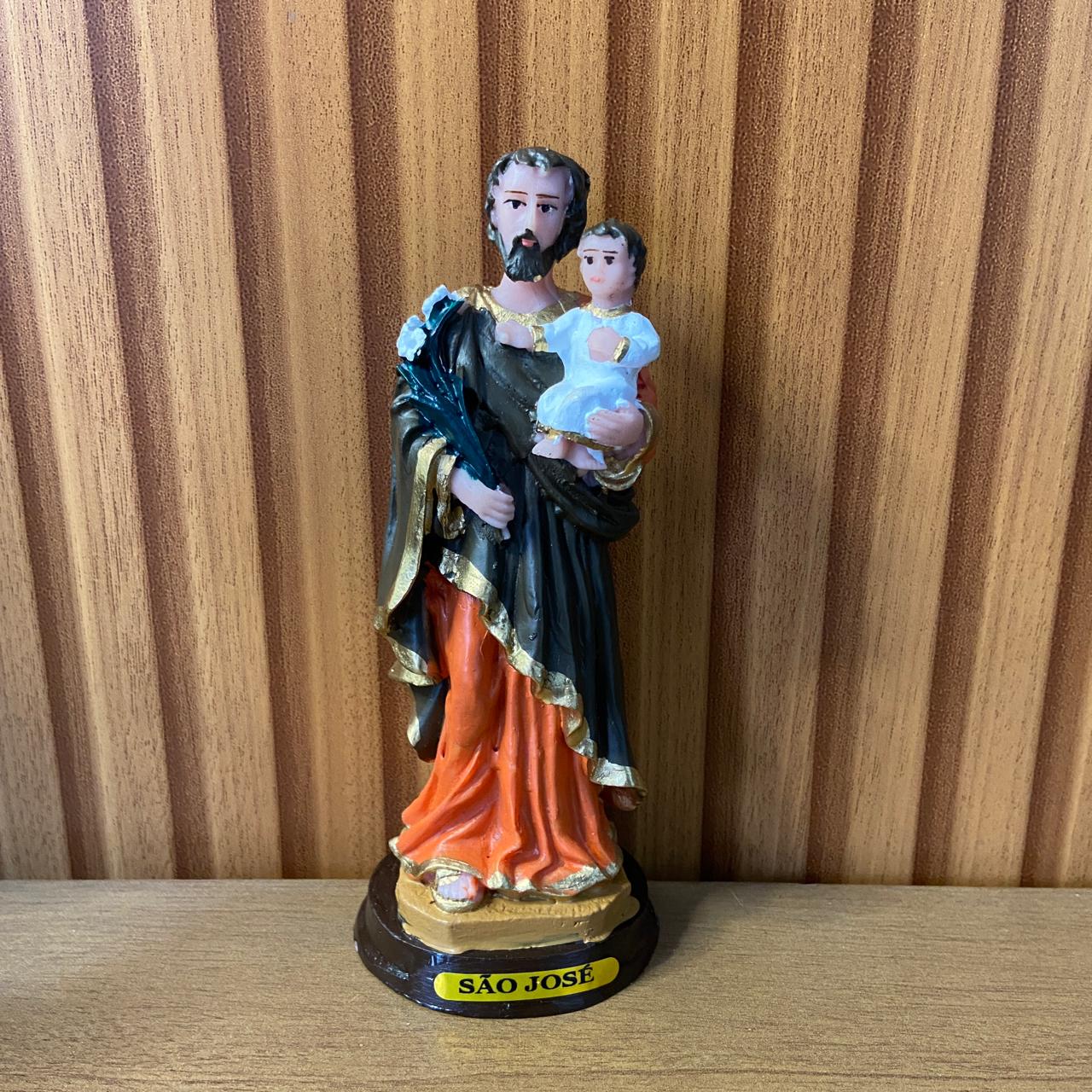 IMAGEM DE RESINA NACIONAL SÃO JOSÉ 15CM (1 UNIDADE)