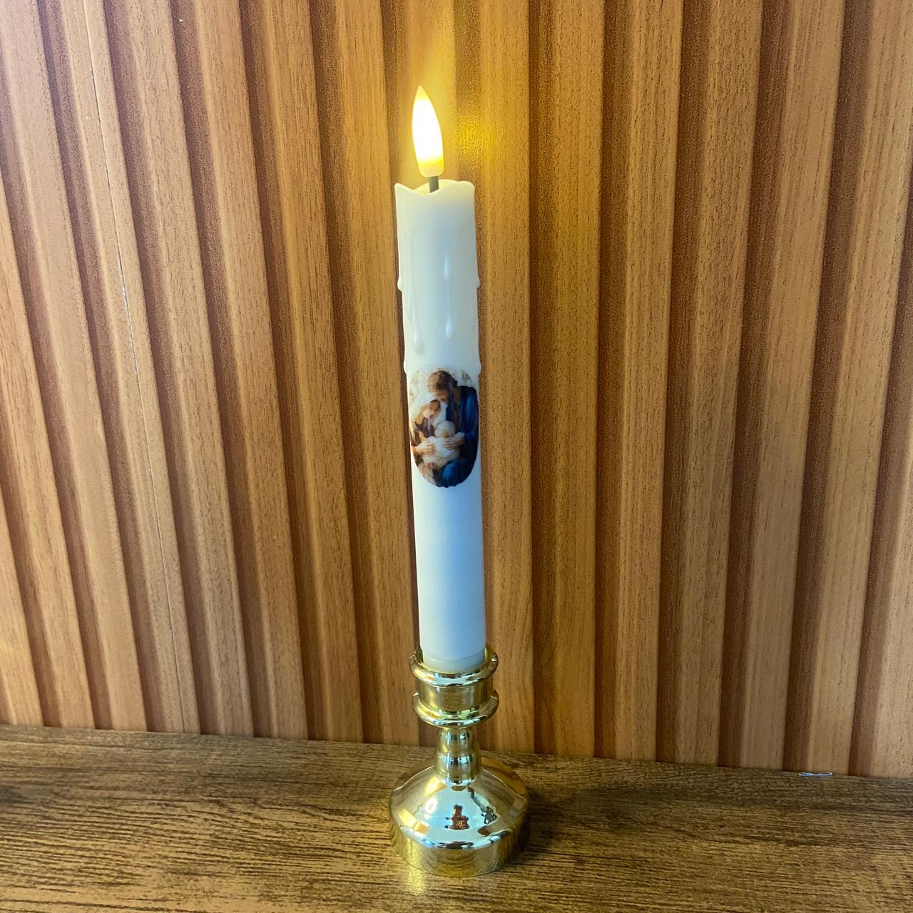 VELA ELETRÔNICA PALITO COM PEDESTAL SAGRADA FAMÍLIA 25CM (1 UNIDADE)