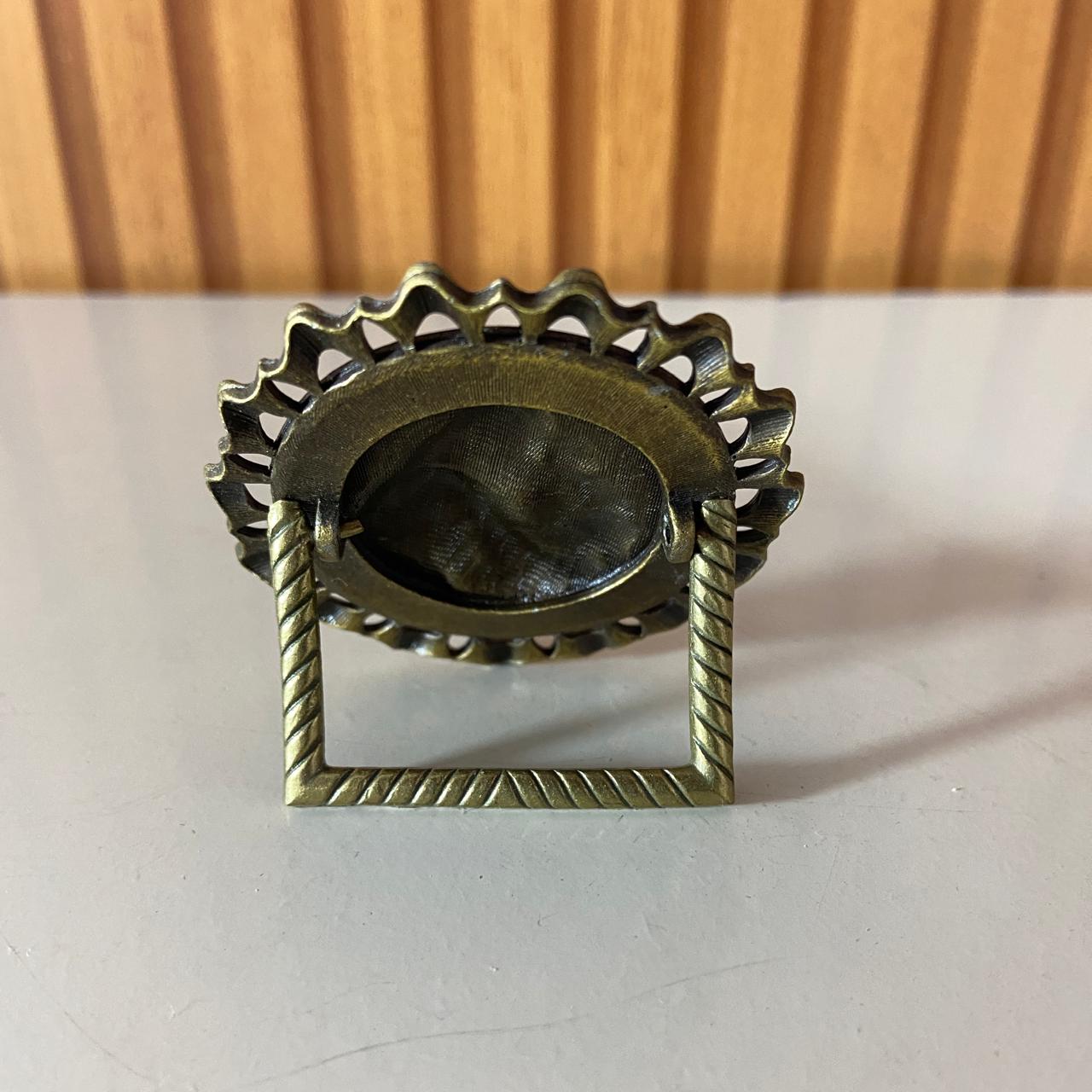 ADORNO DE MESA METAL OURO VELHO SANTO ANTÔNIO 05CM (1 UNIDADE)