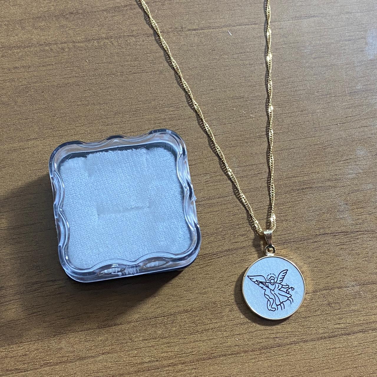 CORRENTE DOURADA MEDALHA ACRÍLICA SÃO MIGUEL ARCANJO  (3 UNIDADES)