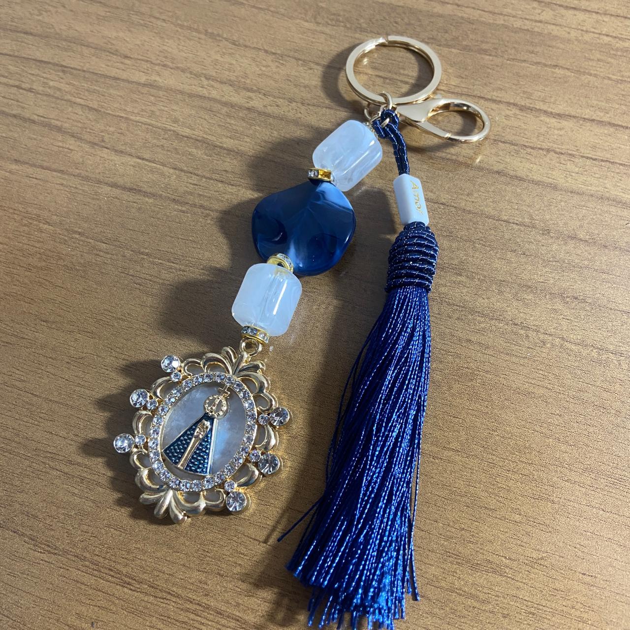 CHAVEIRO DE PEDRARIAS NOSSA SENHORA APARECIDA COM STRASS MOD2 (1 UNIDADE)