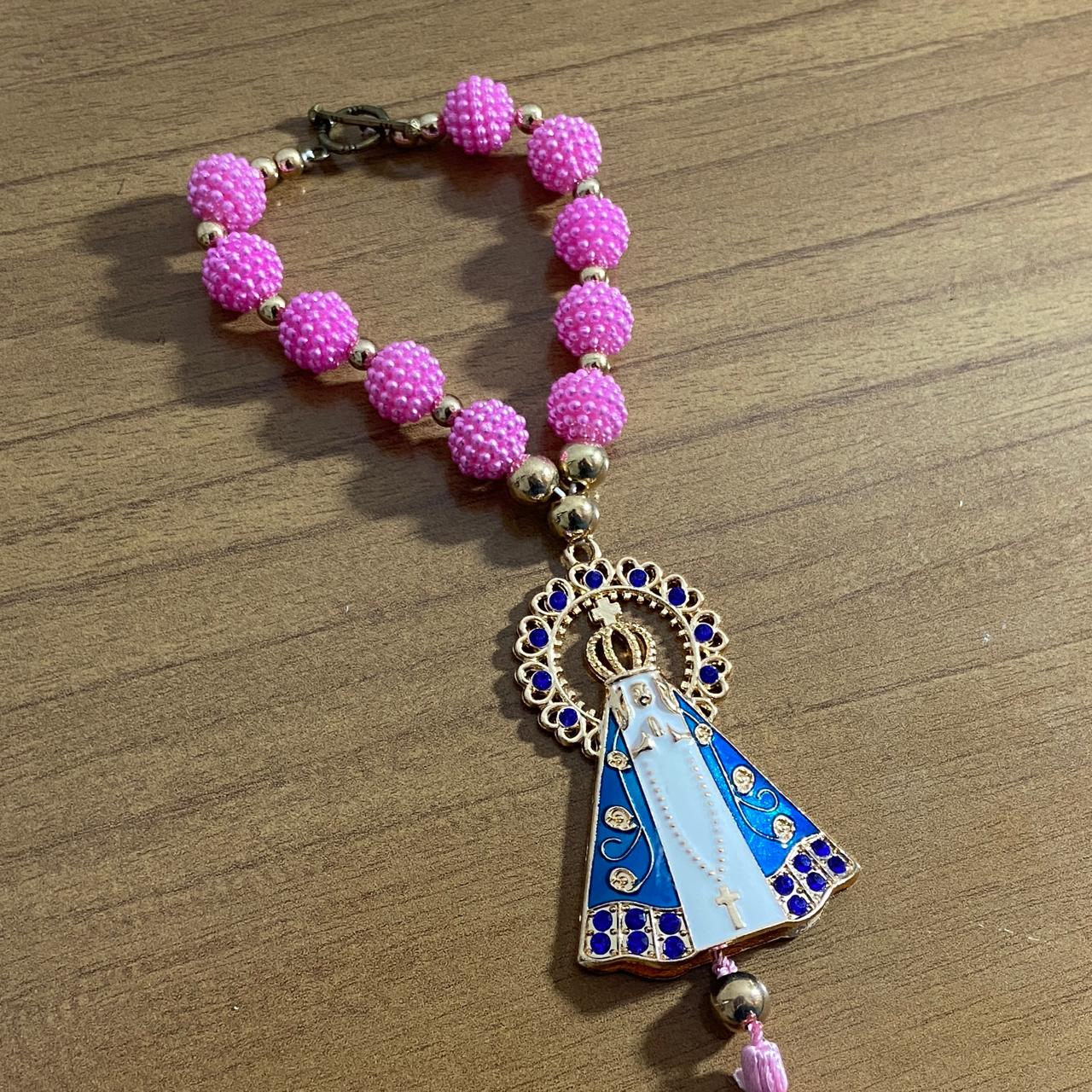 DEZENA PARA CARRO NOSSA SENHORA APARECIDA BRANCA AMORA ROSA E STRASS AZUL 12MM (3 UNIDADES)