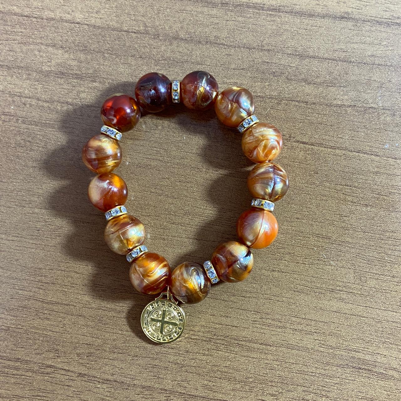 PULSEIRA PÉROLA MEDALHA DE SÃO BENTO 10MM MOD-2 (03 UNIDADES)