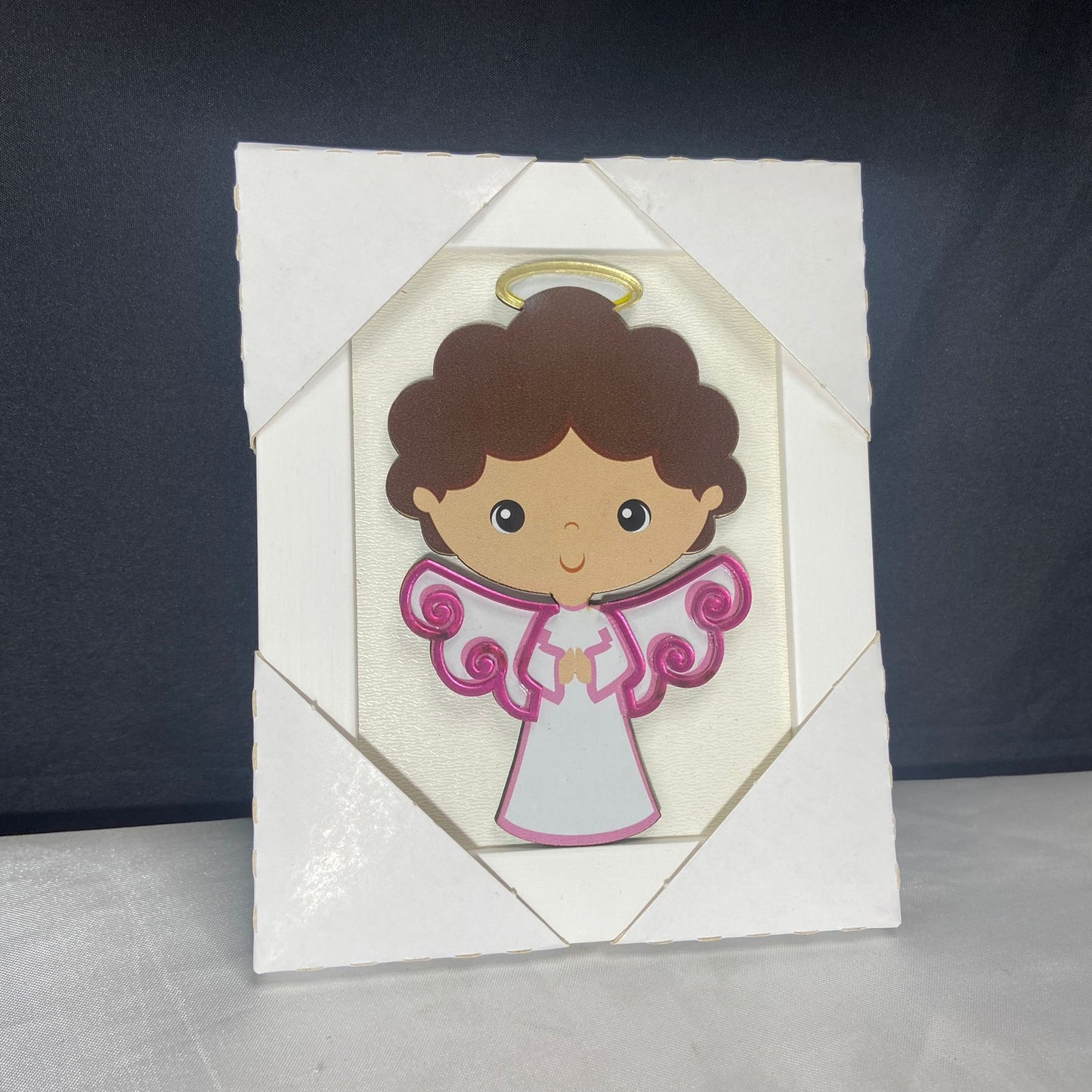 QUADRO MDF ANJO DA GUARDA ROSA INFANTIL COM ACRÍLICO 15,6CMX 12,6CM (1 UNIDADE)