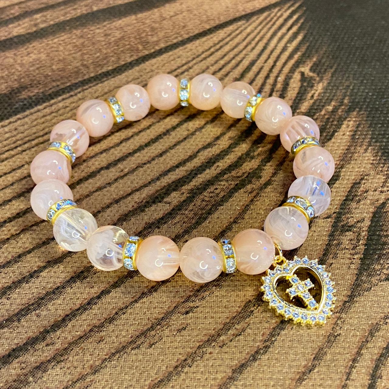 PULSEIRA PÉROLA ROSA COM PINGENTE DE CRUZ COM STRASS 08MM  (03 UNIDADES)