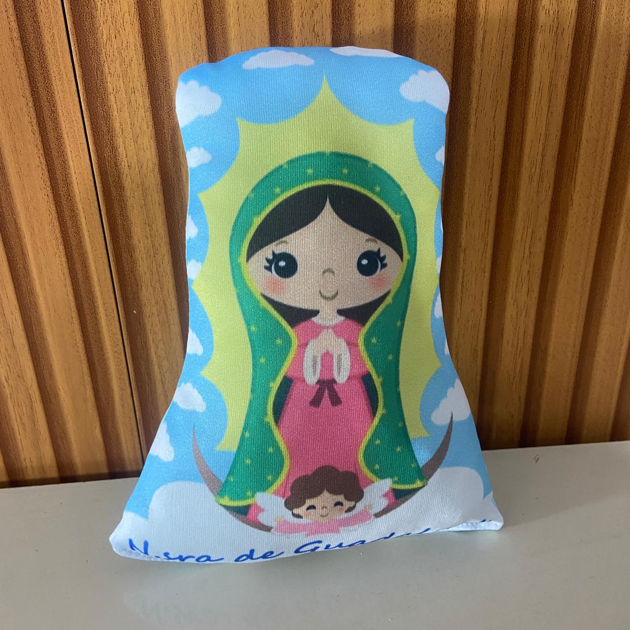 ALMOFADA PEQUENA NOSSA SENHORA DE GUADALUPE (1 UNIDADE)