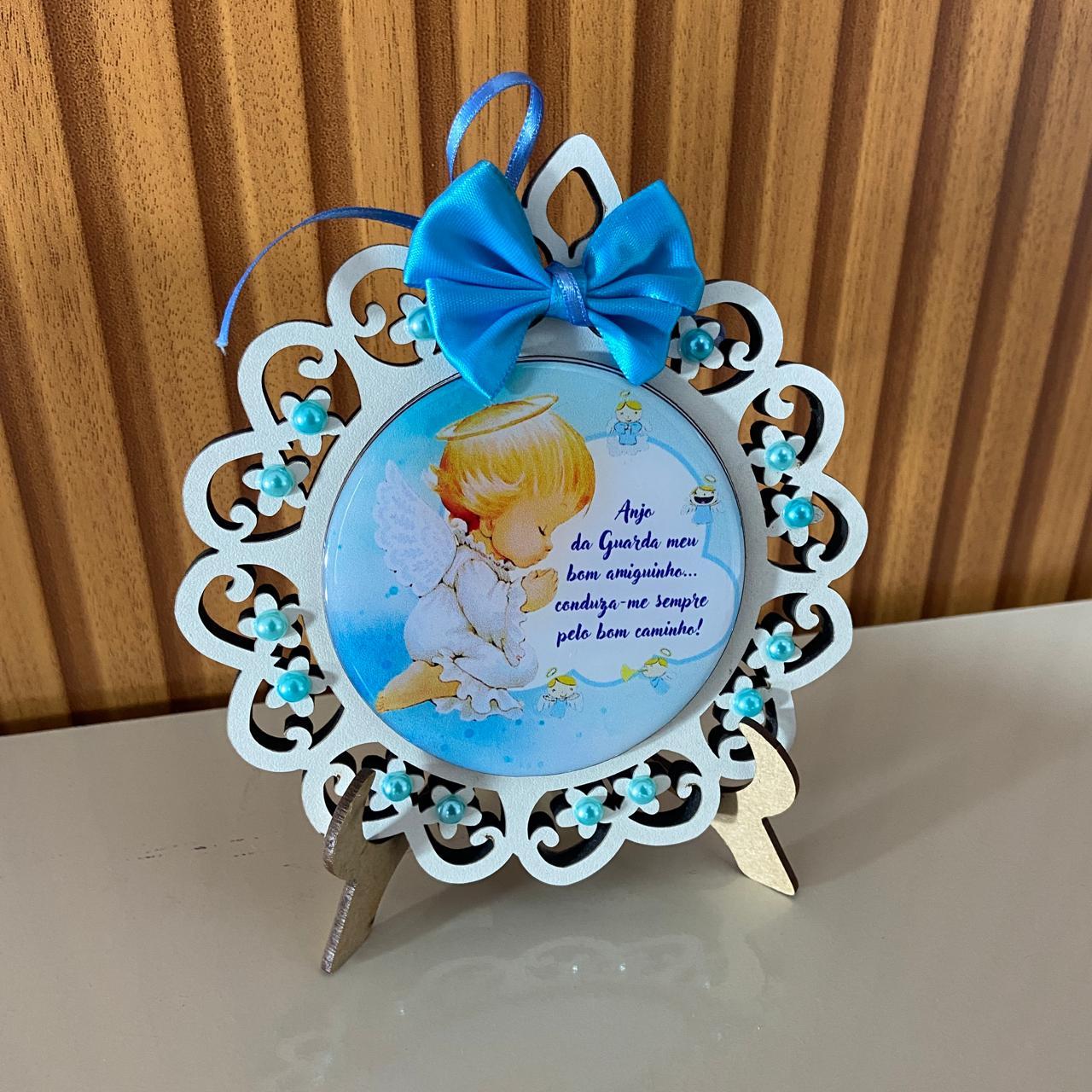 MEDALHÃO DE BERÇO ANJINHO AZUL COM ORAÇÃO (1 UNIDADE)