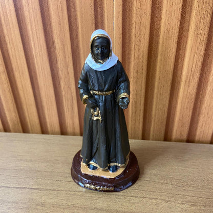 IMAGEM DE RESINA NACIONAL NHA CHICA 13CM (1 UNIDADE)