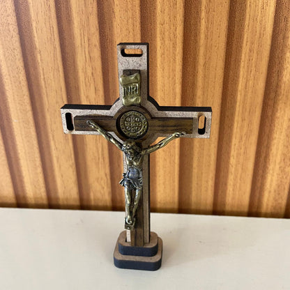CRUCIFIXO MDF DE MESA TABACO  11,5CM (1 UNIDADE)