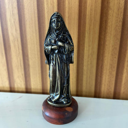 IMAGEM DE MESA METAL OURO VELHO SANTA RITA COM BASE DE MADEIRA 10CM (1 UNIDADE)