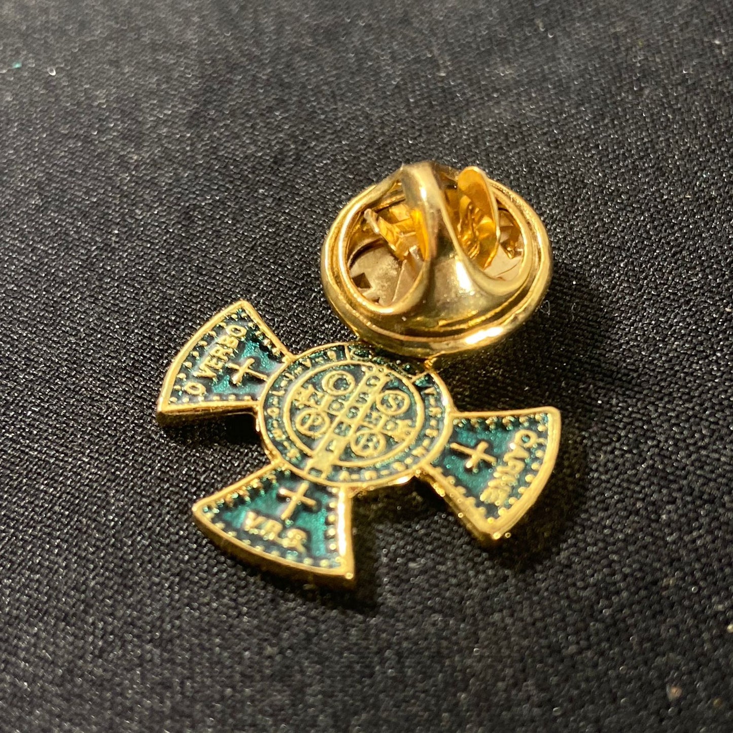 BOTOM DOURADO MEDALHA SÃO BENTO (5 UNIDADES)