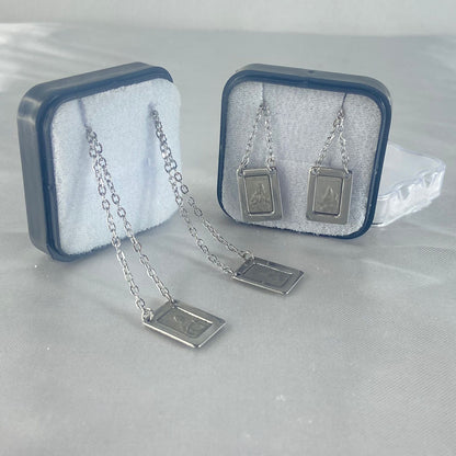 ESCAPULÁRIO INOX QUADRADO SAGRADO CORAÇÃO DE JESUS E NOSSA SENHORA DO CARMO MODELO 1 (6 UNIDADES)