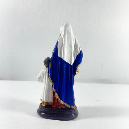 IMAGEM DE RESINA NACIONAL MARIA PASSA A FRENTE 13CM MOD1 (1 UNIDADE)
