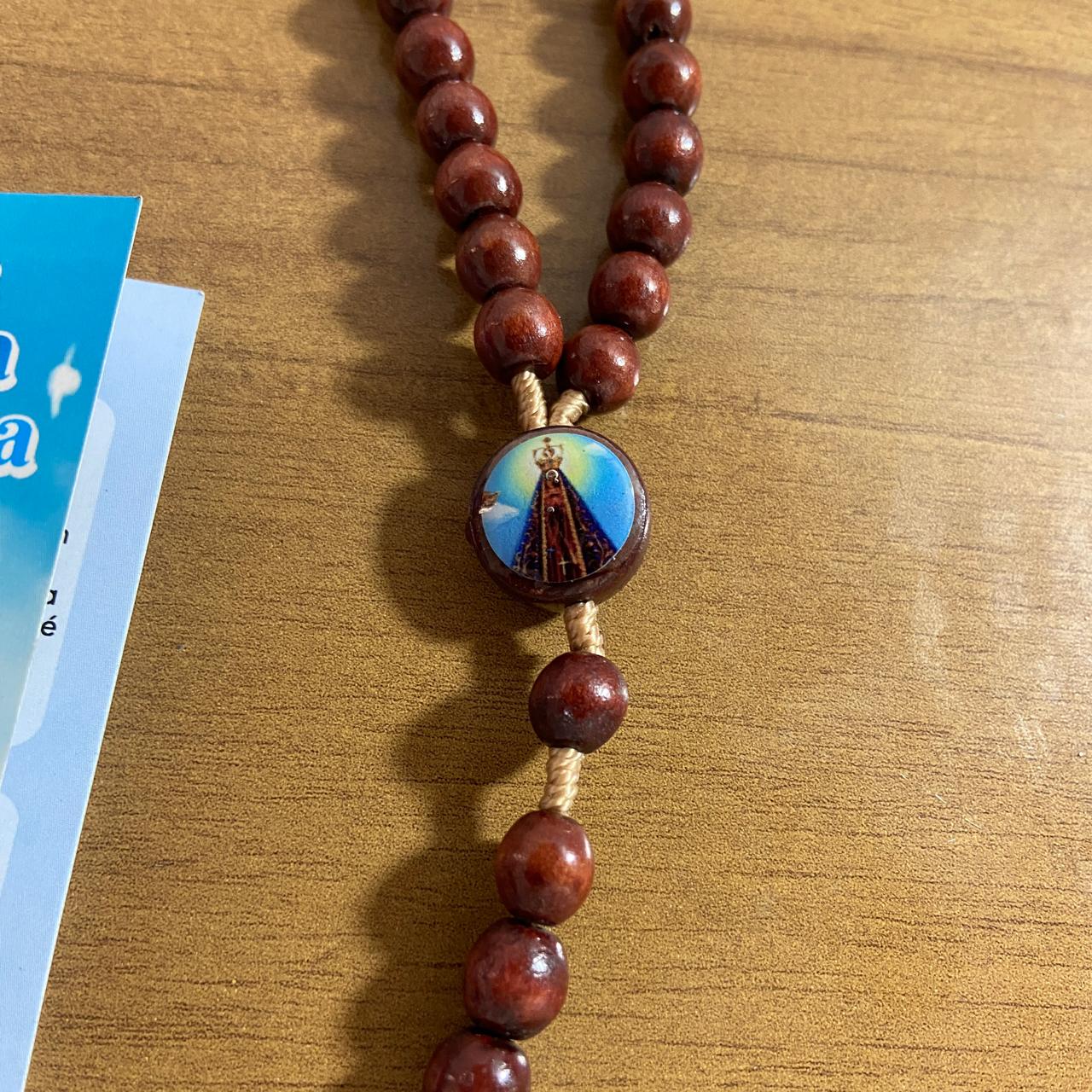 TERÇO DE MADEIRA NOSSA SENHORA APARECIDA 8MM MOD3 (3 UNIDADES)