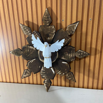 MANDALA MADEIRA MARROM DIVINO ESPIRITO SANTO 41CMX41CM  (1 UNIDADE)