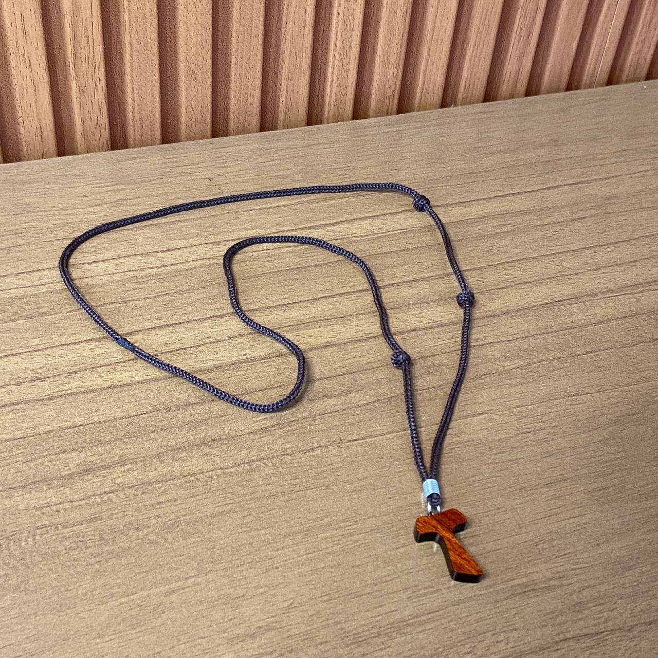 CORDÃO DO TAU MADEIRA  ( 6 UNIDADES)