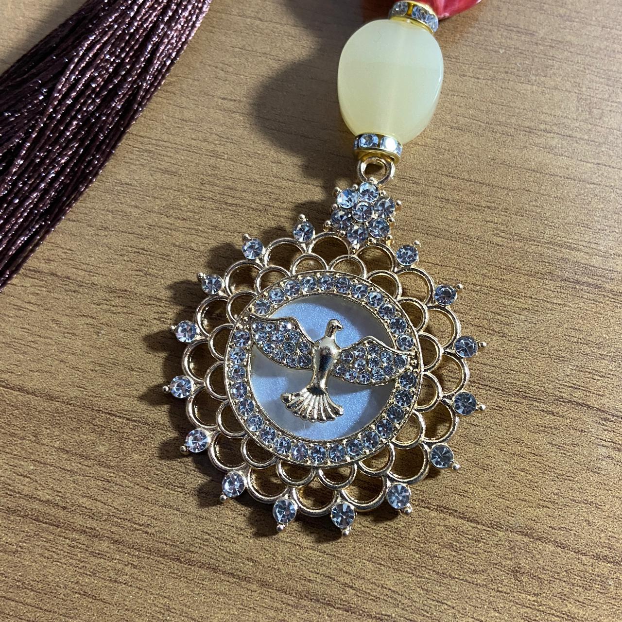 CHAVEIRO DE PEDRARIAS DIVINO ESPÍRITO SANTO COM STRASS MOD4 (1 UNIDADE)