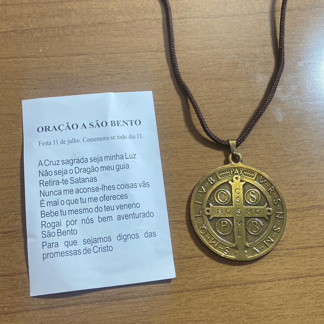CORDÃO COM MEDALHA SÃO BENTO OURO VELHO  (1 UNIDADES)