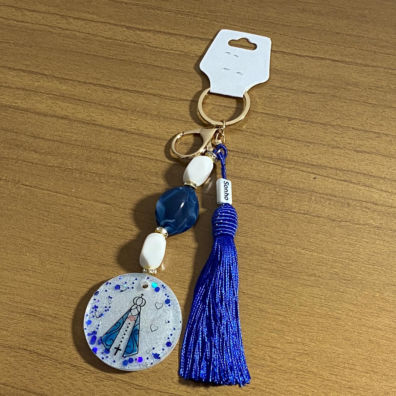 CHAVEIRO DE PEDRARIAS NOSSA SENHORA APARECIDA EM RESINA (1 UNIDADE)