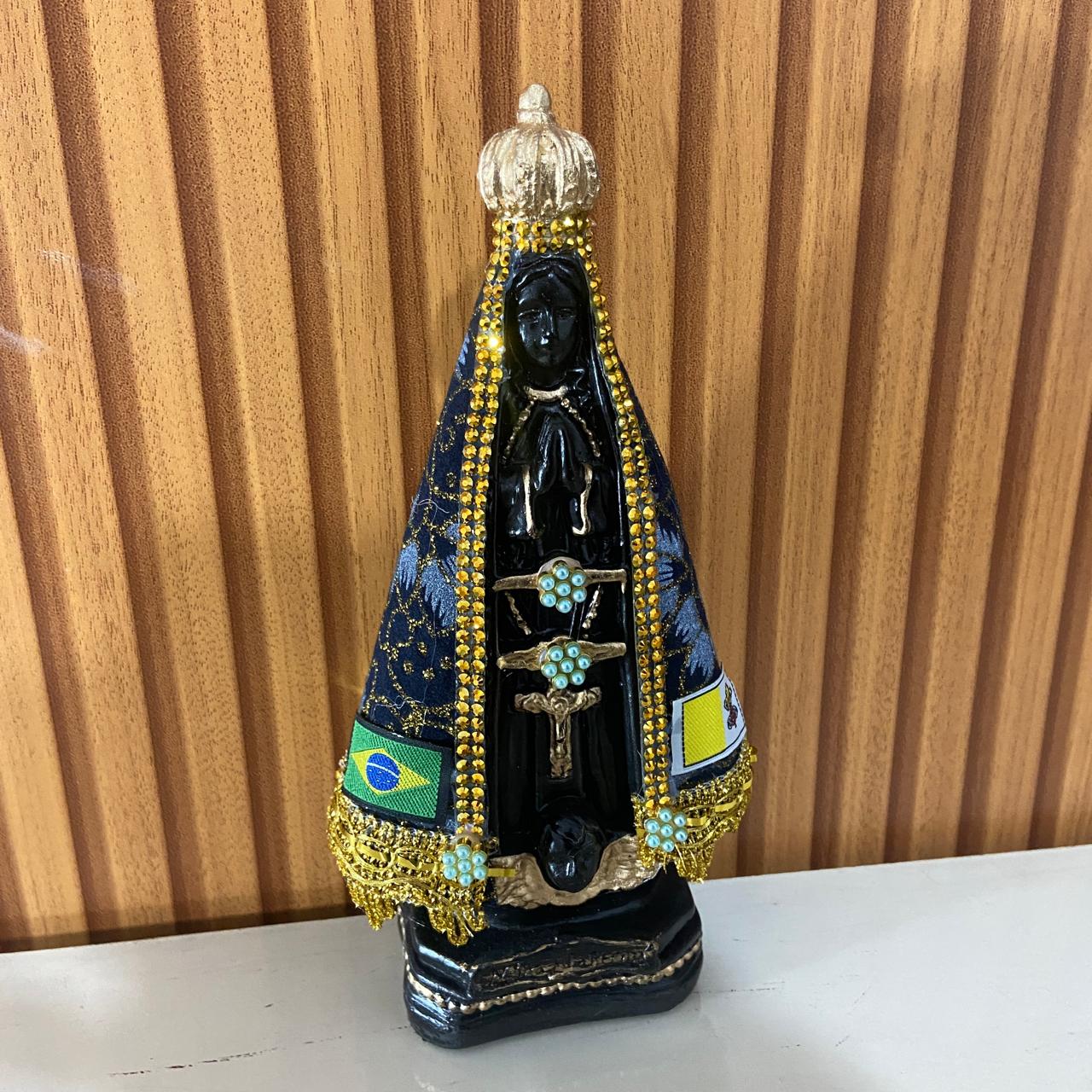 IMAGEM DE GESSO NOSSA SENHORA APARECIDA COM MANTO E STRASS MOD2 22CM (1 UNIDADE)