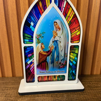 CAPELA MDF VITRAL NOSSA SENHORA DE LOURDES 18CM (1 UNIDADE)