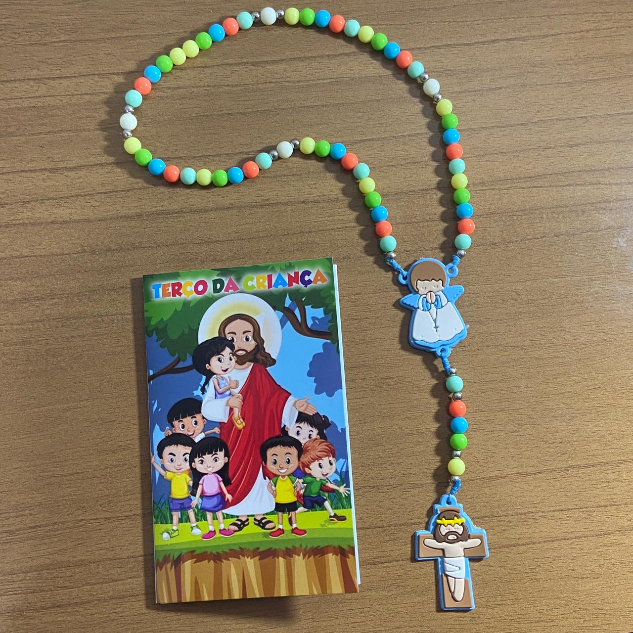 TERÇO DA CRIANÇA ANJO DA GUARDA AZUL CONTA COLORIDA 08MM (1 UNIDADE)